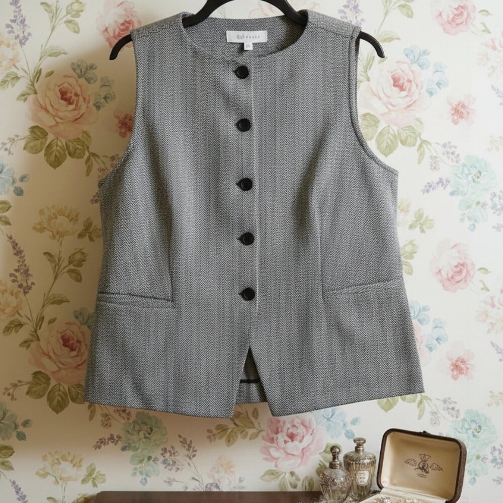 Fever*  Vest with Black & White Herringbone Pattern* Size: L